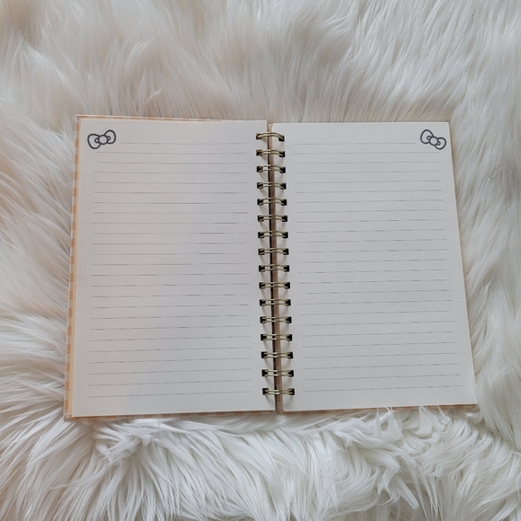 NEW Hello Kitty and Friends Spiral Notebook - Picture 3 of 5
